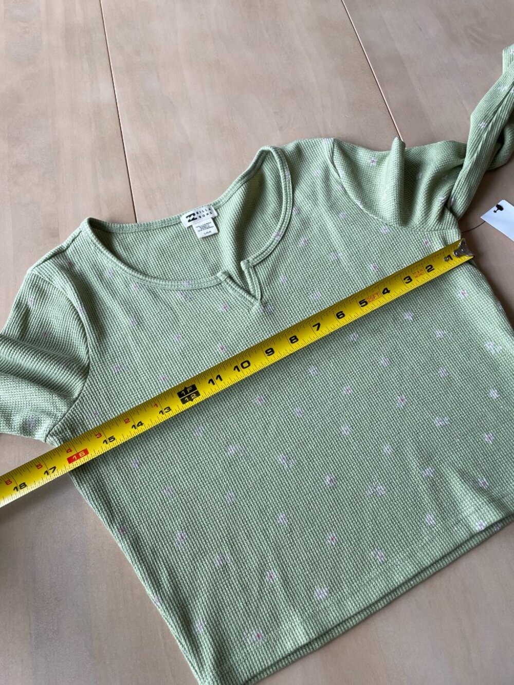 Entire Closet $5! NEW Billabong Reece Floral Thermal Long Sleeve Crop Top Large - Picture 10 of 13